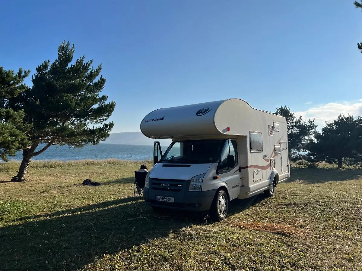 Camper Mobile Motorhome Tbilisi Kemping